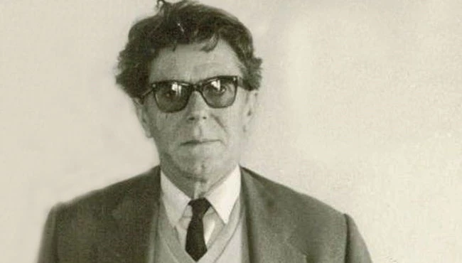 Arif Nihat Asya kimdir?