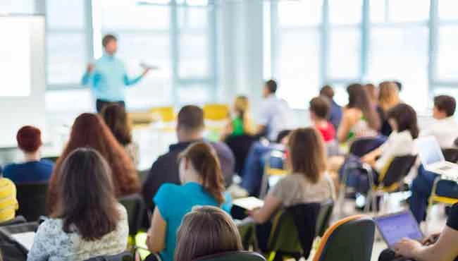 Okullarda iki yabancı dil daha öğretilecek