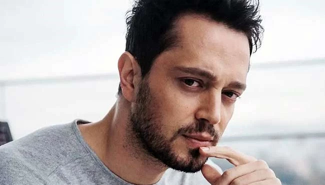 Murat Boz kimdir?