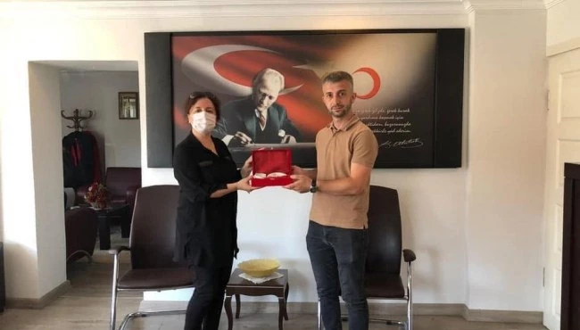 Sel bölgesine tonlarca su gönderdi