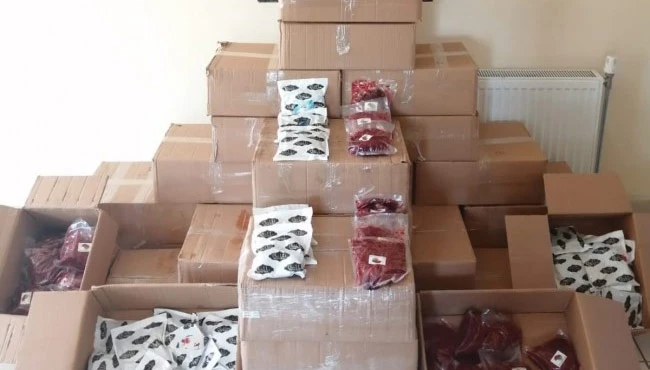 Bin 160 paket bandrolsüz nargile tütünü ele geçirildi