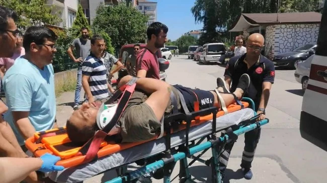 Balkondan düştü hastanelik oldu