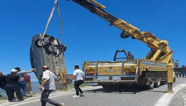 Otomobil uçuruma uçtu