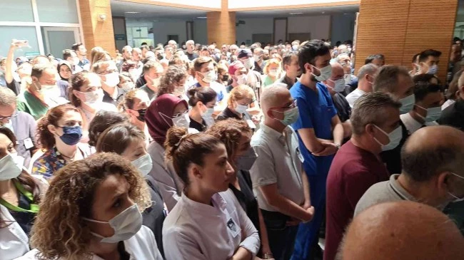 Silahlı saldırıda hayatını kaybeden Doktora veda