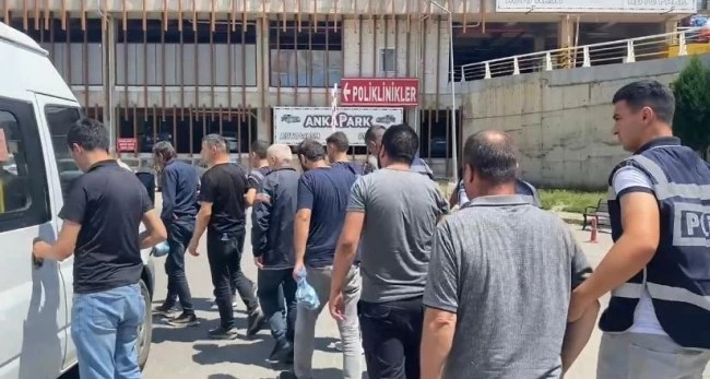 Aranması olan 19 kişi uygulamada yakalandı