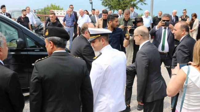 Protokol bayramlaştı