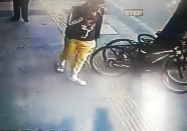 Harçlıklarını biriktirerek aldığı çalındı