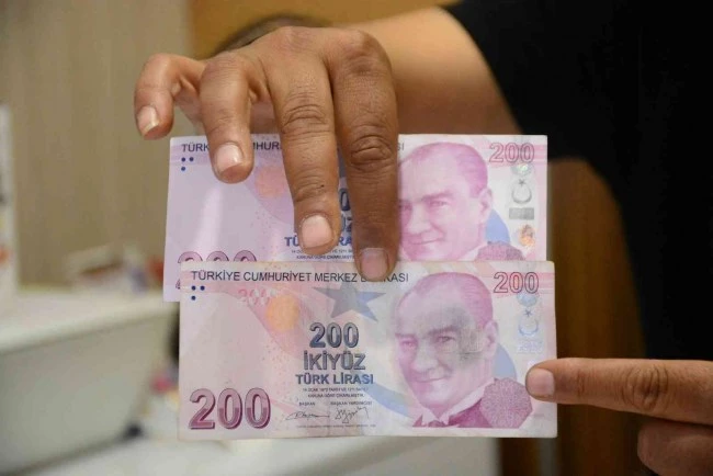 Koleksiyoncular, hatalı paranın peşine düştü