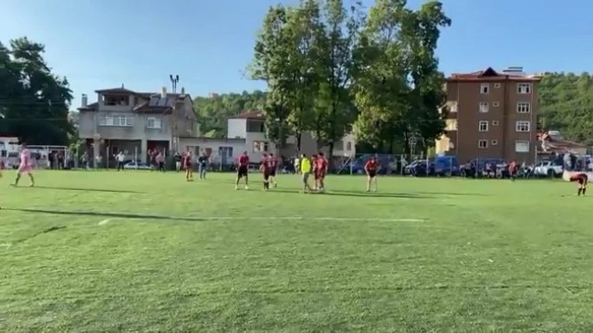 Köyler arası maçta kavga çıktı