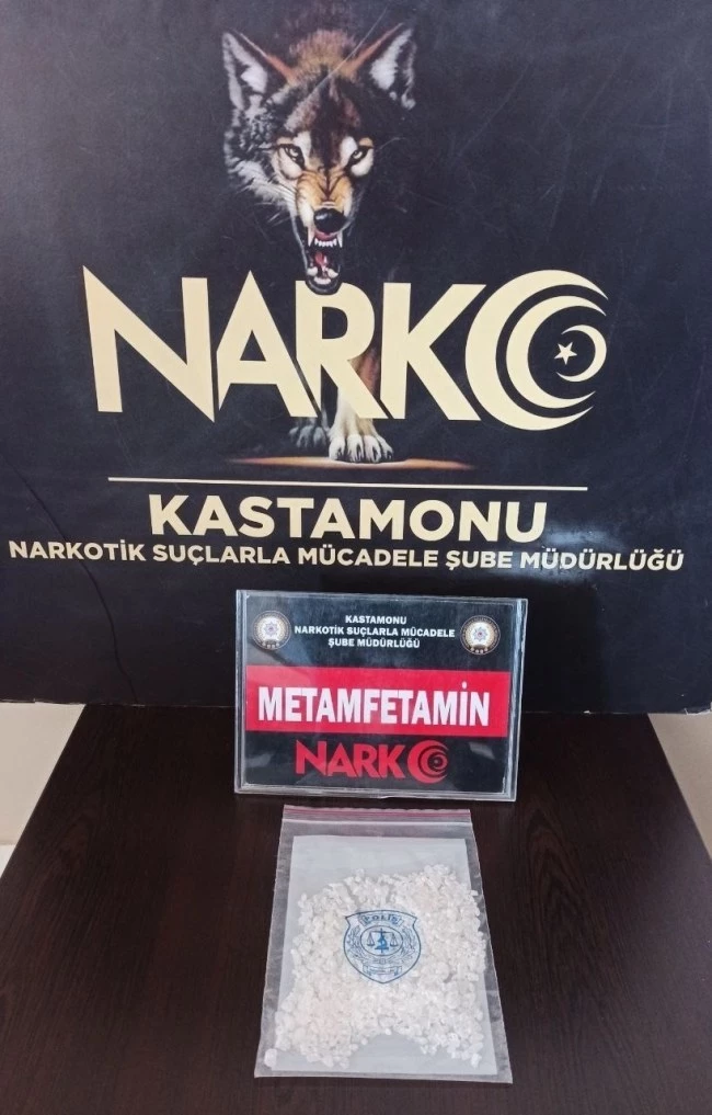 Polisten uyuşturucu operasyonu