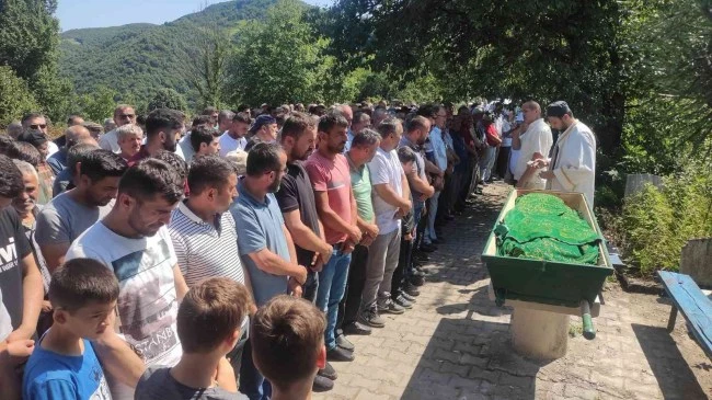 Patpat kazasında ölen babaya acı veda