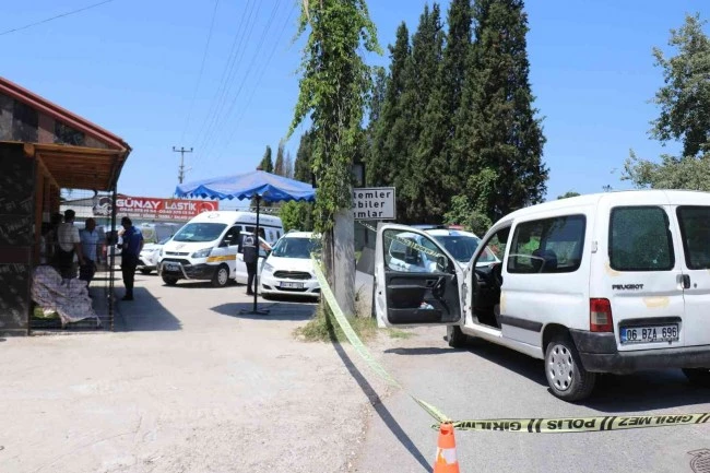 Silahlı saldırıya uğradı, ağır yaralandı