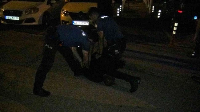 Babasıyla tartışan genç, polise zor anlar yaşattı