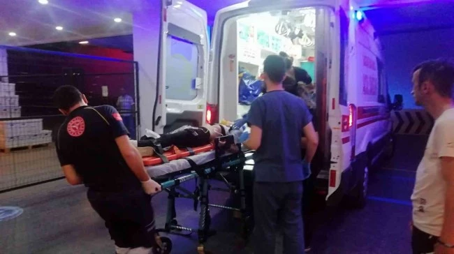Otomobil çarptığı kız hayatını kaybetti